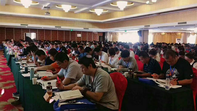 2017<a href=http://www.272872.com/ target=_blank class=infotextkey>大立教育</a>一級建造師脫產集訓班上課圖1.jpg